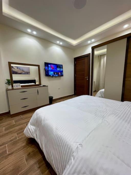 3br Luxury Near Auc Newcairo Apartment Cairo