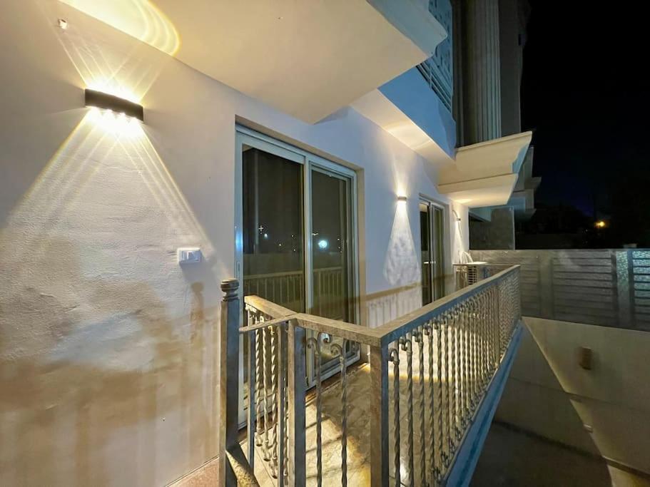 3br Luxury Near Auc Newcairo